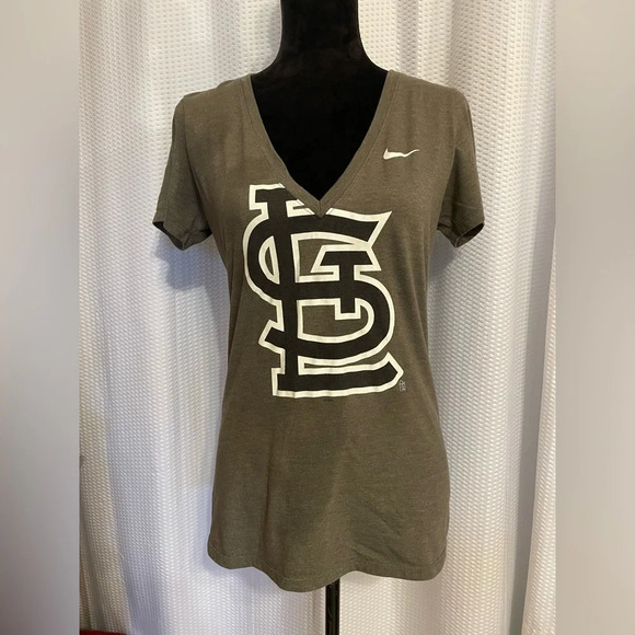St. Louis Cardinals Gray Short Sleeve V-neck Glow-in-the-dark Tee T-shirt Size L - Picture 1 of 6